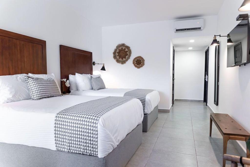 Hotel Vista Lago Buena Vista Arriba Zewnętrze zdjęcie